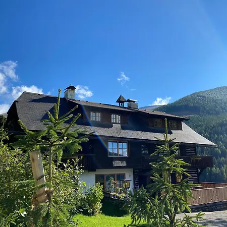 Oswald - Surrounded By Nature Apartment